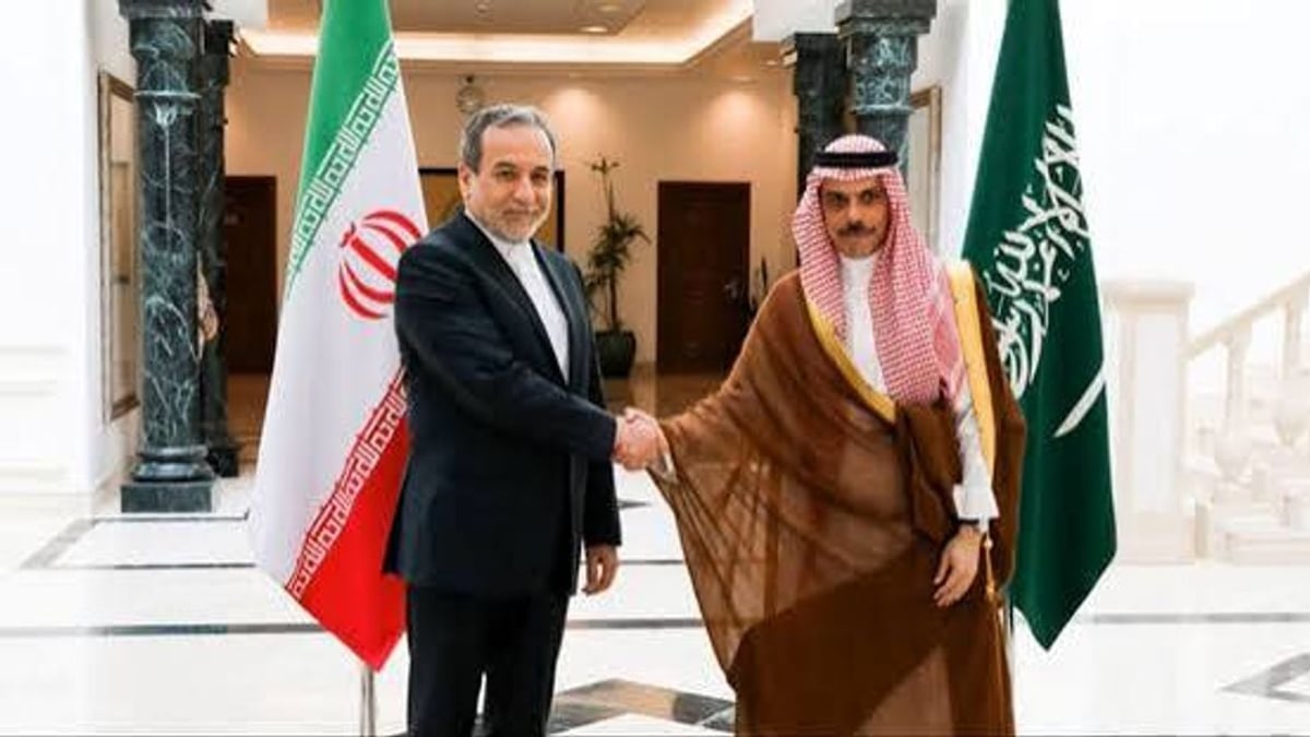 عراقجي وبن فرحان يناقشان تصاعد التوترات الأمنية في المنطقة