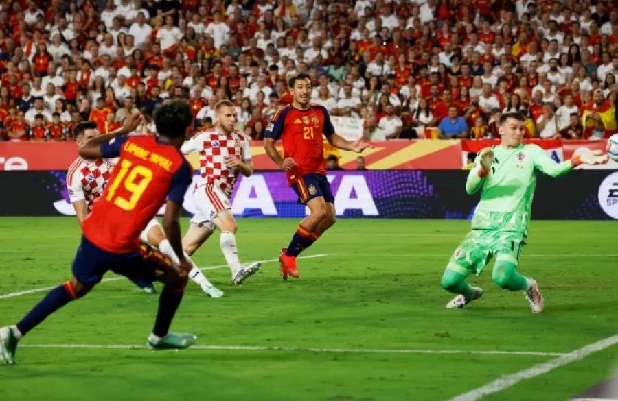 إسبانيا تكتسح كرواتيا وإنجلترا تتألق في دوري الأمم الأوروبية