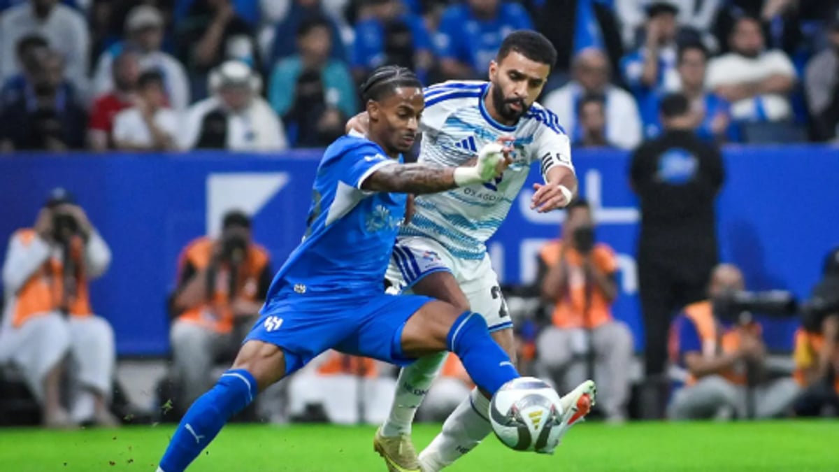 نيوم يهزم الهلال في الجولة السادسة من دوري المحترفين