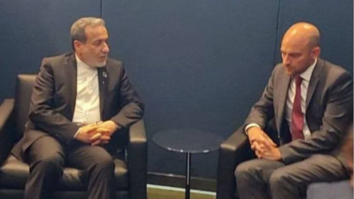 طهران تنتقد بشدة مواقف فرنسا وتطالبها باحترام سيادتها