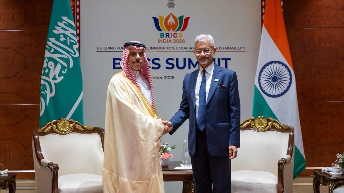 وزير الخارجية يناقش تعزيز العلاقات مع الهند في قمة بريكس 2026