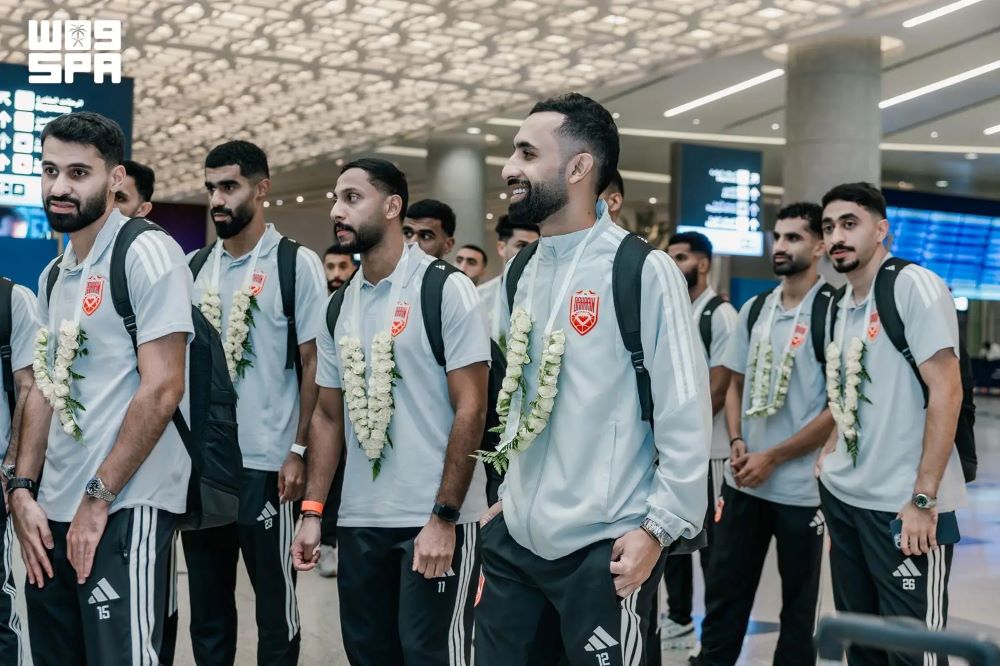 المنتخب البحريني يصل جدة استعدادًا لكأس الخليج 27