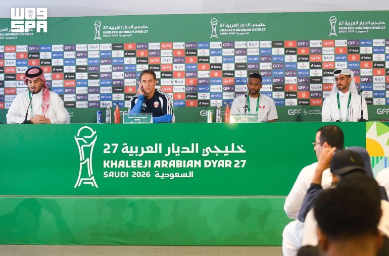 مدرب المنتخب القطري يتحدث عن تحديات مواجهة الأخضر في نصف نهائي خليجي 27